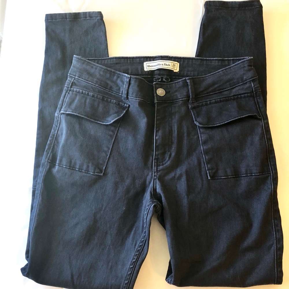 Abercrombie & Fitch Capris